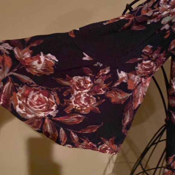 Nectar clothing, floral romper super cute - Picture 4 of 7